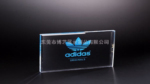 亞克力展示架為什么會(huì)比其它材質(zhì)的展示架要貴？_博藝展示