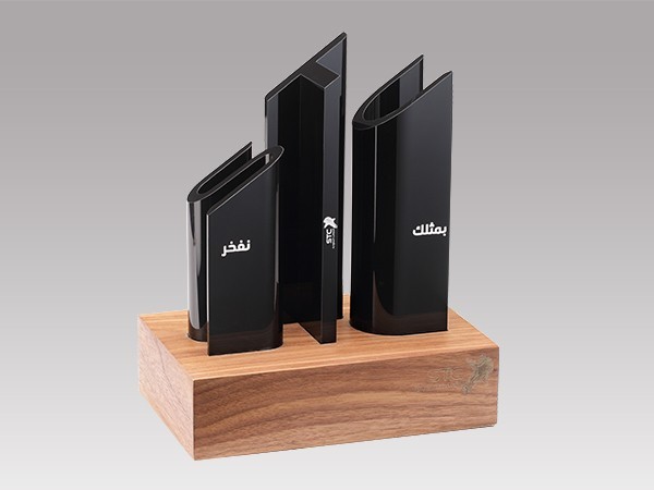 亞克力、MDF展臺